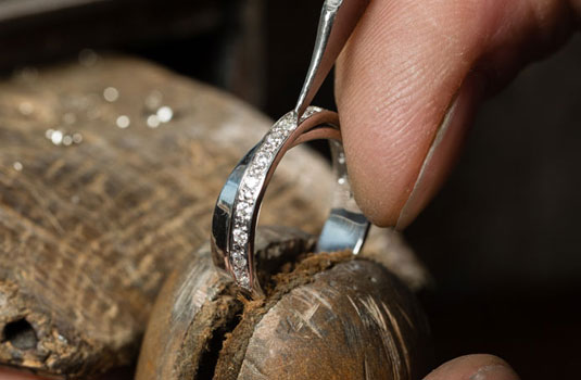 Jewelry Repairs Service Available At Ellington Jewelers